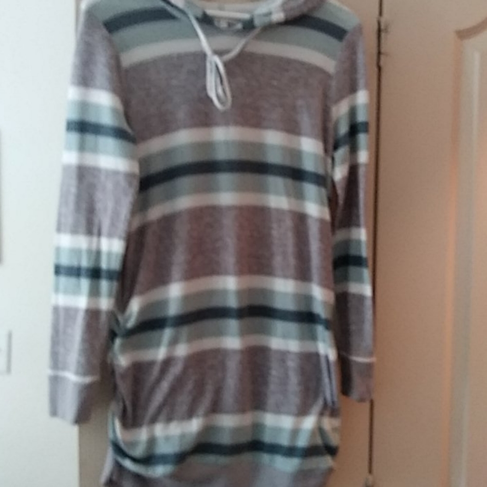 Maternity top